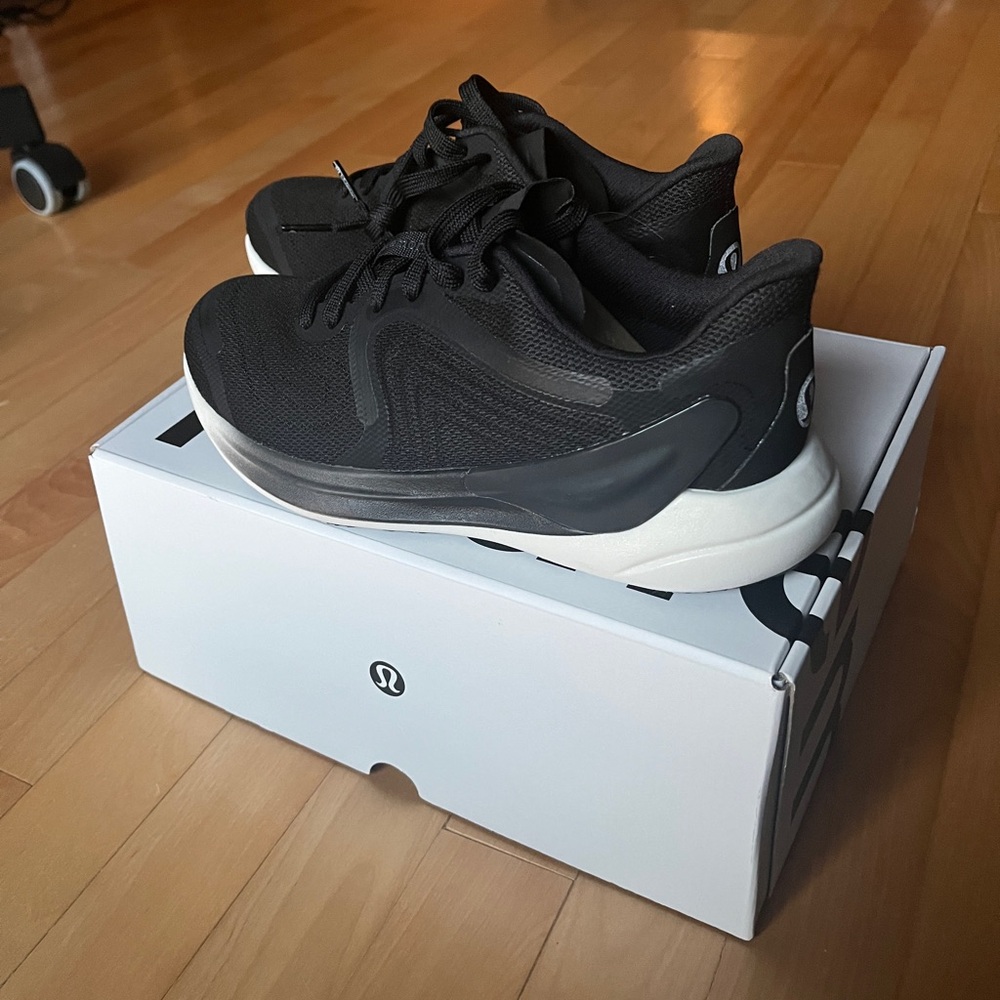 Black Lululemon Blissfeel Run 2 Shoes